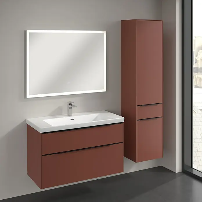 Villeroy & Boch Subway 3.0 Hochschrank - B x T x H: 40 x 36,2 x 171 cm, 1x Schublade, 2x Tür, Wine Red, Farbe Griff: Volcano black, DIN Anschlag: Rechts - Modernes Badezimmer-Set mit Waschtischunterschrank, Waschbecken, Spiegelschrank und Hochschrank in stilvollem Terracotta.
