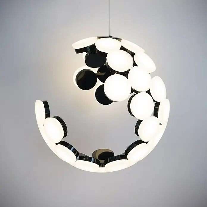 Artemide LED-Pendelleuchte Scopas - Höhe: 255 cm - Moderne Hängeleuchte mit kreisförmigem Design und abwechselnd schwarzen und weißen runden Elementen, die ein elegantes Lichtspiel erzeugt.