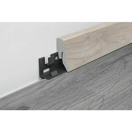 LOGOCLIC  Sockelleiste K40 C Eiche Nassau