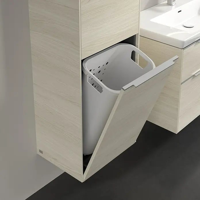 Villeroy & Boch Subway 3.0 Hochschrank - B x T x H: 40 x 36,2 x 171 cm, 1x Klappe mit Wäschekorb, 1x Tür, White Oak, Farbe Griff: Aluminium glänzend, DIN Anschlag: Links - Badezimmermöbel mit integriertem, herausziehbarem Wäschekorb. Das moderne Design sorgt für Ordnung und Sauberkeit im Bad.