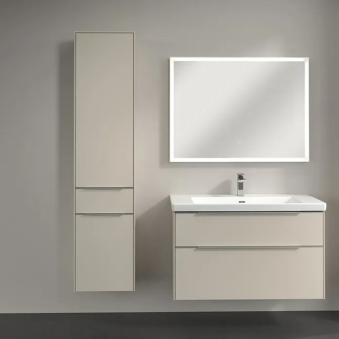 Villeroy & Boch Subway 3.0 Hochschrank - B x T x H: 40 x 36,2 x 171 cm, 1x Schublade, 2x Tür, Cashmere Grey, Farbe Griff: Aluminium glänzend, DIN Anschlag: Links - Elegantes Badezimmer-Set mit Waschtischunterschrank, Spiegelschrank mit Beleuchtung und Hochschrank in sanften Farben für ein modernes Ambiente.