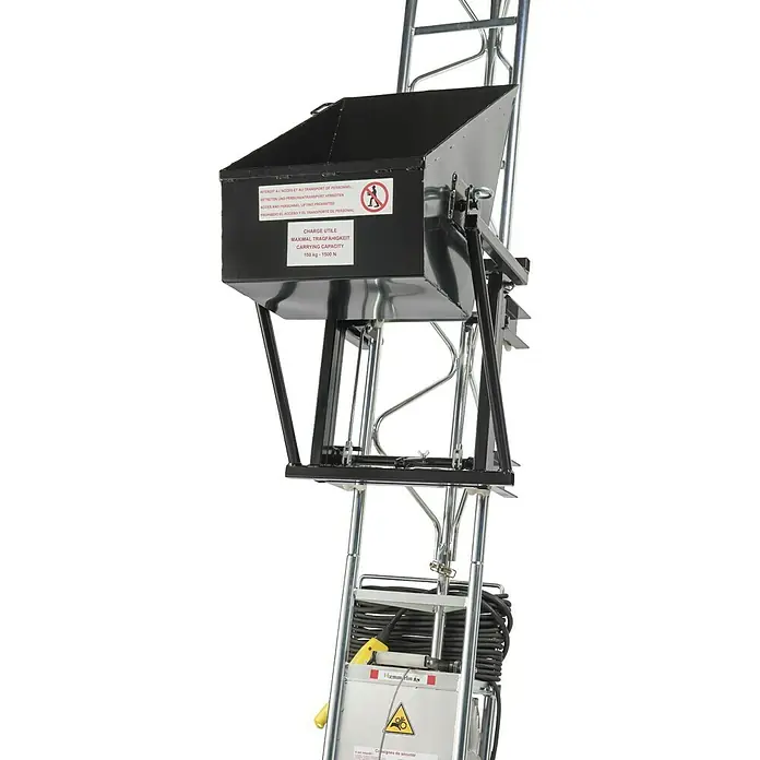 Haemmerlin Castor Steel Kippmulde / Kippkübel - Stahl, Fassungsvermögen: 50 l, Passend für: Bauaufzug Castor Steel - Abgebildete Bauaufzug-Lastbühne für sicheren Materialtransport auf Baustellen, maximale Tragfähigkeit 150 kg.