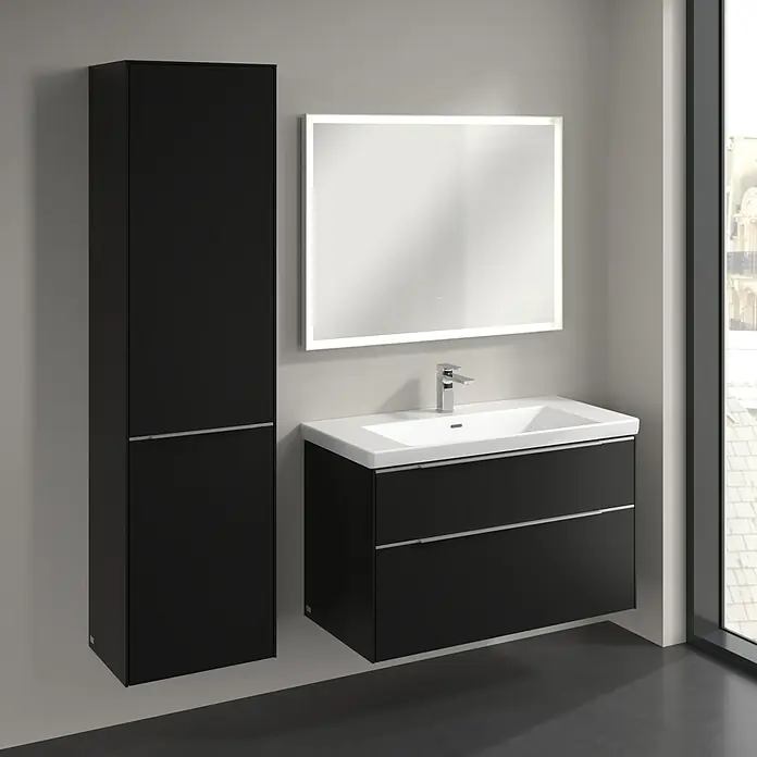 Villeroy & Boch Subway 3.0 Hochschrank - B x T x H: 40 x 36,2 x 171 cm, 1x Klappe mit Wäschekorb, 1x Tür, Volcano Black, Farbe Griff: Aluminium glänzend, DIN Anschlag: Links - Stilvolles Badezimmer-Set in Schwarz mit Waschbeckenunterschrank, Spiegelschrank und Hochschrank für ein modernes Ambiente.