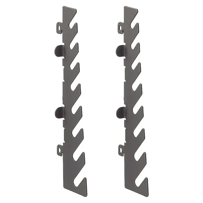 Elfa Garage+ by Elfa Wandhalter - L x B x H: 4,8 x 2,1 x 19 cm - Nahaufnahme von zwei Gewichtsscheibenhaltern aus Metall. Ideal zur Aufbewahrung von Hantelscheiben im Fitnessstudio oder zu Hause.