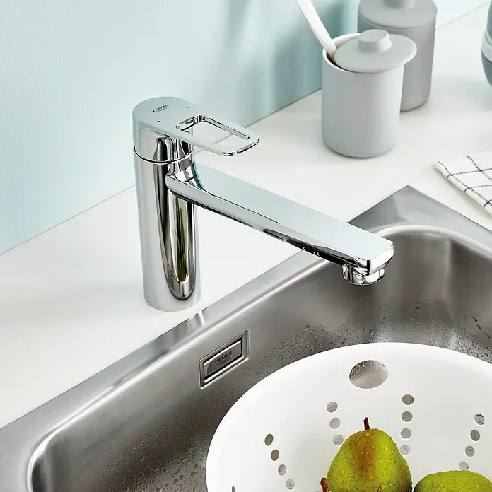 Grohe QuickFix Start Loop Grifo de cocina - Profundidad del grifo: 222 mm, Cromo, Brillo intenso - Grifo monomando de cocina Grohe con caño alto y acabado cromado brillante para cocinas modernas.