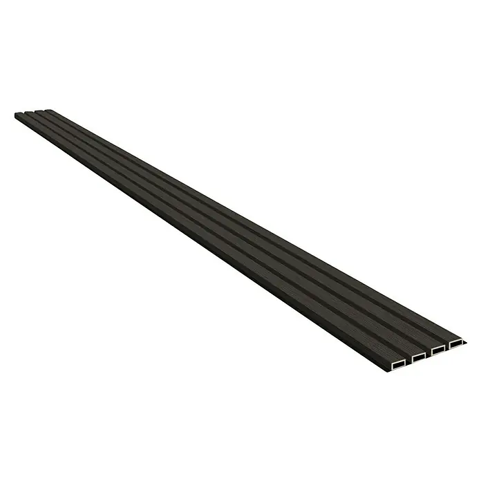 Wandpaneel Outdoor - Grey, WPC, 2.350 x 219 x 26 mm - Ein langes, dunkles Paneel aus vier rechteckigen Holzprofilen, die nebeneinander liegen und eine moderne, lineare Ästhetik erzeugen.