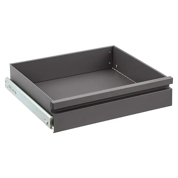 Elfa Garage+ by Elfa Schublade - 49,7 x 55,6 x 12,3 cm, Grau matt - Bild einer grauen Schublade mit modernem Design. Ideal für stilvolle Aufbewahrung in jedem Raum. Die Schublade ist robust und langlebig.