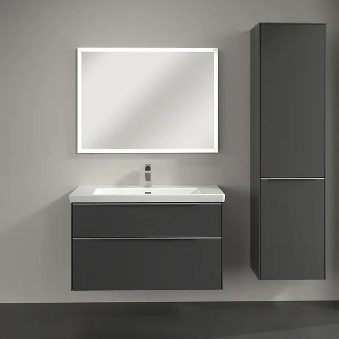 Villeroy & Boch Subway 3.0 Hochschrank - B x T x H: 40 x 36,2 x 171 cm, 1x Klappe mit Wäschekorb, 1x Tür, Graphite, Farbe Griff: Aluminium glänzend, DIN Anschlag: Rechts - Elegantes Badezimmer-Set mit grauem Unterschrank, Aufsatzwaschbecken, LED-Spiegel und Hochschrank für ein modernes Ambiente.