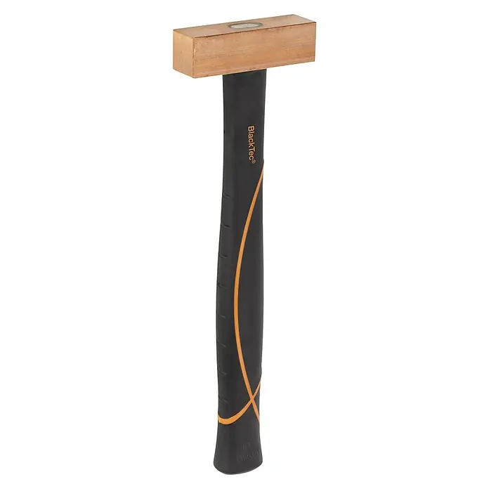 Picard Hammer BlackTec® - Material Schlagkopf: Kupfer, Gewicht Kopf: 250 g - Nahaufnahme eines BlackTec Schonhammers mit einem Kopf aus Kupfer. Der Hammer hat einen schwarzen Griff mit orangefarbenen Akzenten.