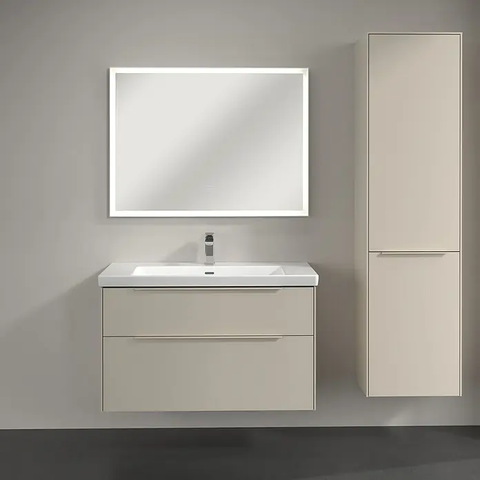 Villeroy & Boch Subway 3.0 Hochschrank - B x T x H: 40 x 36,2 x 171 cm, 1x Klappe mit Wäschekorb, 1x Tür, Cashmere Grey, Farbe Griff: Cashmere Grey, DIN Anschlag: Rechts - Elegantes Badezimmerset mit Waschtischunterschrank, Aufsatzwaschbecken, Spiegelschrank mit Beleuchtung und Hochschrank.