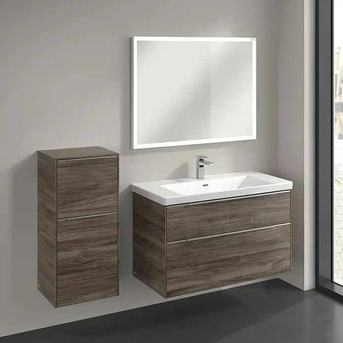 Villeroy & Boch Subway 3.0 Seitenschrank - B x T x H: 40 x 36,2 x 86 cm, Stone Oak, DIN Anschlag: Links, Farbe Griff: Aluminium glänzend - Modernes Badezimmer-Set mit Waschtischunterschrank, Spiegelschrank und Hochschrank in Holzoptik. Stilvolles Design für ein elegantes Bad.
