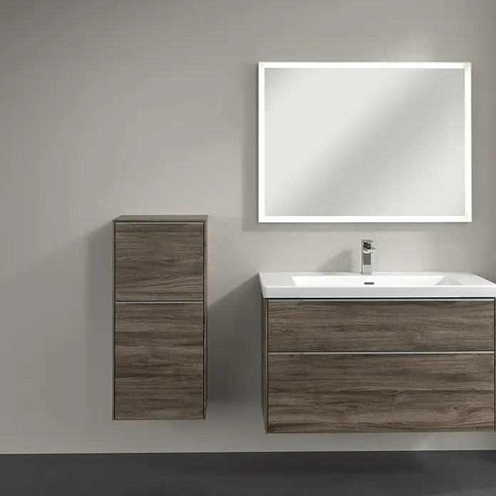 Villeroy & Boch Subway 3.0 Seitenschrank - B x T x H: 40 x 36,2 x 86 cm, Stone Oak, DIN Anschlag: Links, Farbe Griff: Aluminium glänzend - Modernes Badezimmer-Set mit Holzschrank, Waschbecken und beleuchtetem Spiegel für ein stilvolles Ambiente.
