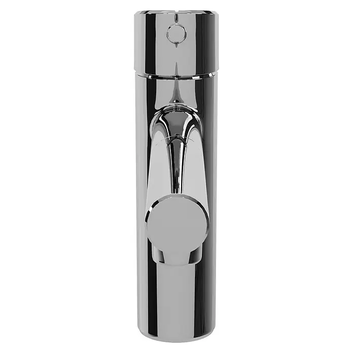Grohe Concetto Spültischarmatur - Chrom, Glänzend, Ausziehbar - Nahaufnahme einer glänzenden, verchromten Armatur mit Hebel, die modernes Design und hochwertige Verarbeitung vereint.