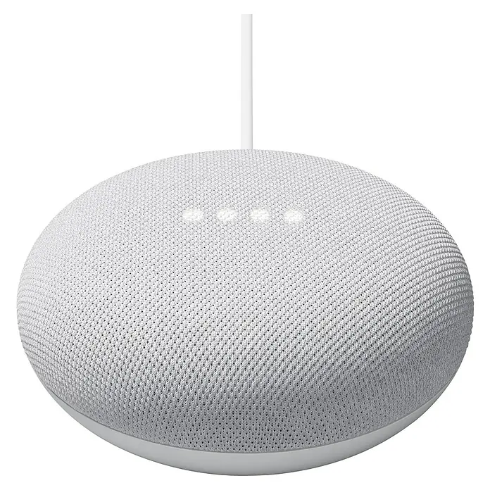 Google Nest Starter-Set Ledvance Smart+ BT Leuchtmittel - Kreide, 5,5 W, E27, Warmweiß, Dimmbar - Ein weißer Google Nest Mini Smart Speaker mit Stoffbezug und vier leuchtenden LEDs.