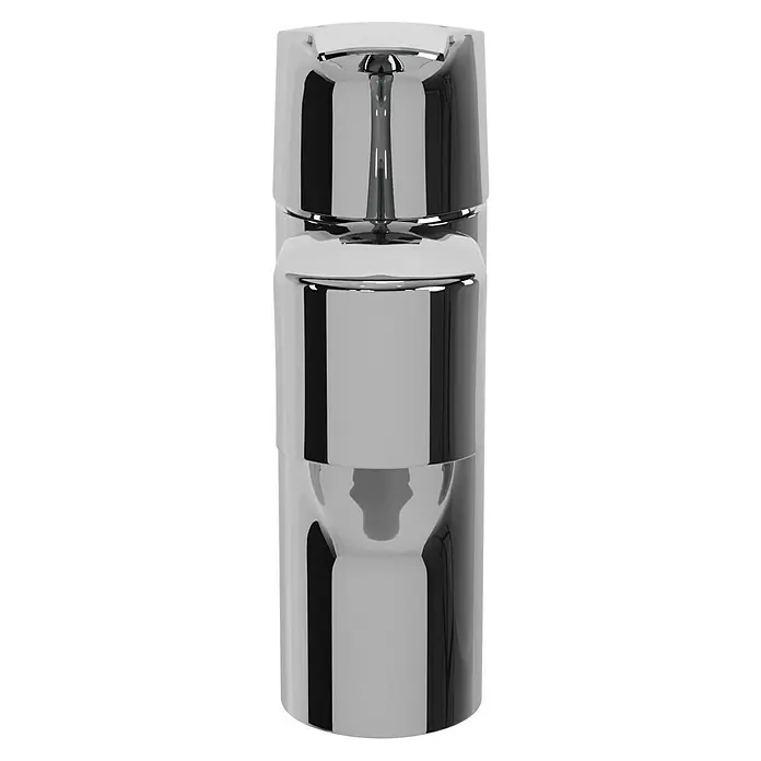 Grohe QuickFix Spültischarmatur Start - Chrom, Ausziehbar, Glänzend - Nahaufnahme einer eleganten, polierten Chromarmatur. Die Armatur besticht durch ihr modernes Design und die spiegelglatte Oberfläche.