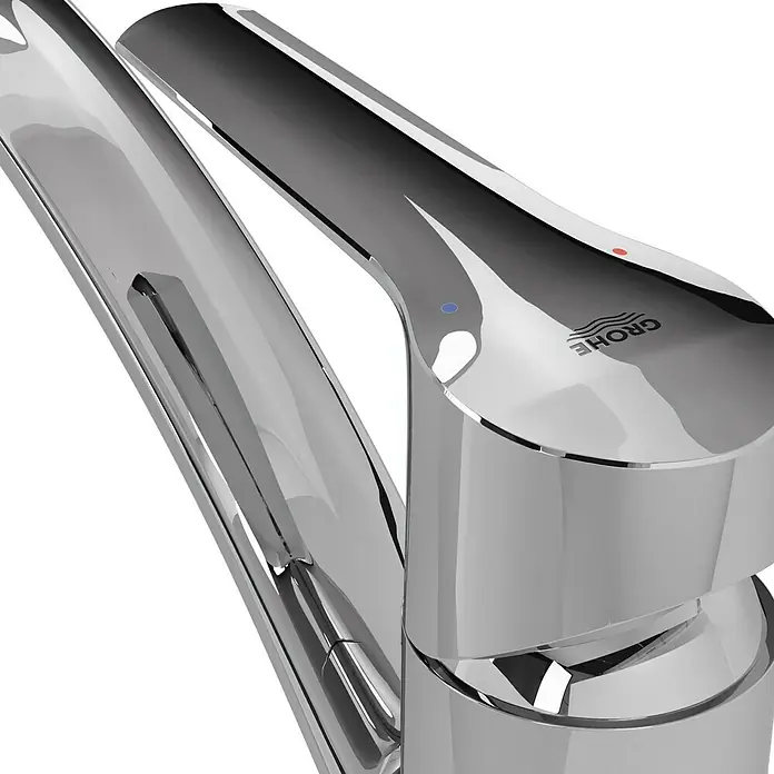 Grohe QuickFix Spültischarmatur Start - Ausladung Armatur: 227 mm, Chrom, Schwenkbereich: 140 ° - Nahaufnahme einer glänzenden Grohe Armatur, die durch ihr elegantes Design und die hochwertige Verarbeitung besticht.