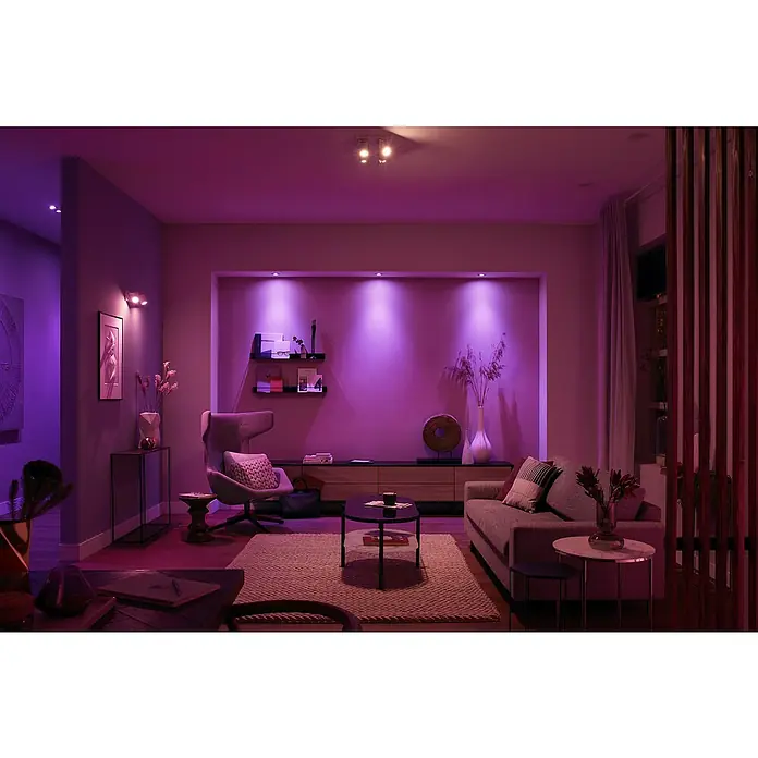Philips Hue LED-Deckenstrahler White and Color Ambience Argenta - 16,8 W, L x B x H: 24 x 24 x 12,6 cm, Weiß, RGBW - Wohnzimmer mit stimmungsvoller, violetter Beleuchtung durch Philips Hue Lampen. Schafft eine entspannende Atmosphäre im Raum.