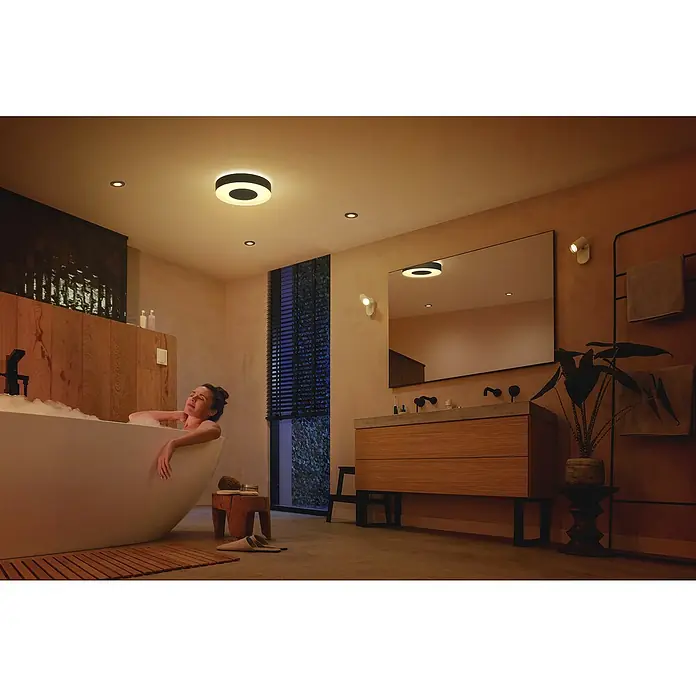 Philips Hue LED-Deckenleuchte rund Xamento - 33 W, Ø x H: 38,1 x 8,4 cm, Schwarz, RGBW - Entspannendes Bad unter der smarten Philips Hue Deckenleuchte, die für angenehmes Licht sorgt und das Badezimmerambiente perfektioniert.