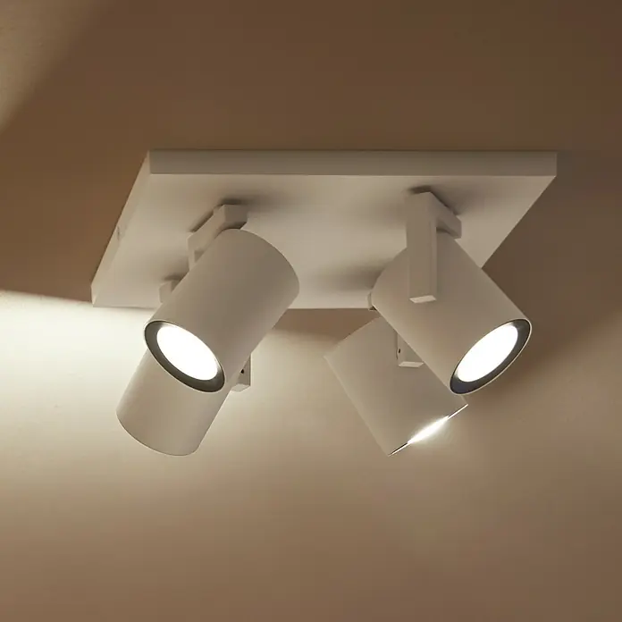 Philips Hue LED-Deckenstrahler White and Color Ambience Argenta - 16,8 W, L x B x H: 24 x 24 x 12,6 cm, Weiß, RGBW, Anzahl Leuchtmittel: 4 Stk. - Moderne Deckenleuchte mit drei verstellbaren Strahlern in Weiß, die ein helles und gerichtetes Licht spenden. Ideal für Wohn- und Arbeitsbereiche.