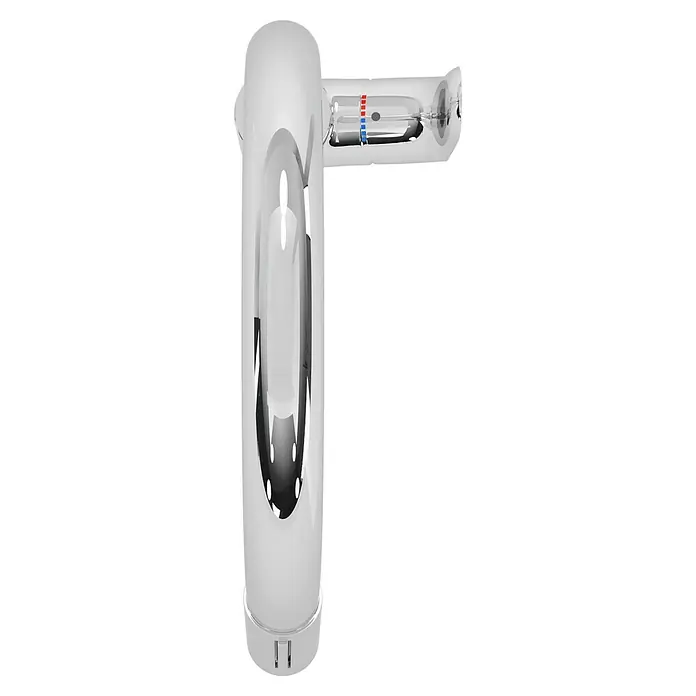 Hansgrohe Grifo de cocina Focus M41 - Cromo, Brillante - Primer plano de un moderno mezclador termostático de ducha cromado con control de temperatura. Diseño elegante para un baño con estilo.