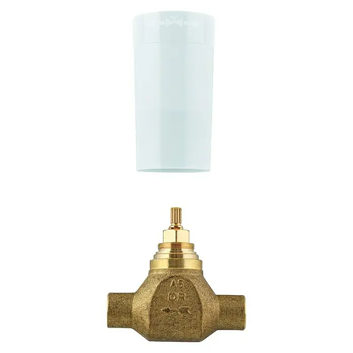 Grohe Unterputzventil-Unterteil - ¾″, Lötanschluss, 18 mm - Detailaufnahme eines Messing-Rohrventilgehäuses mit einer weißen Schutzhülle darüber, ideal für Sanitärinstallationen.