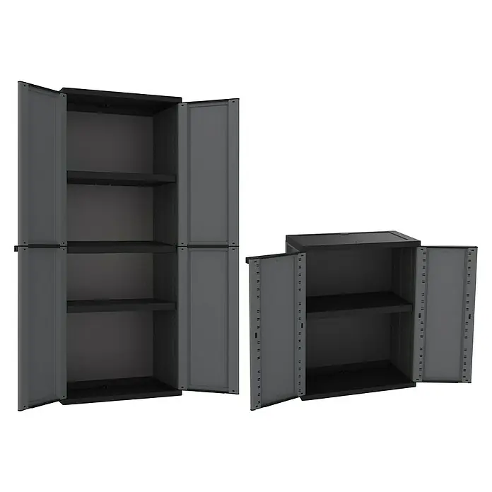 Terry J-Base Armario multiusos de plástico  Alto + Bajo - Gris oscuro/Negro, Plástico - En la imagen se muestra un armario modular de almacenamiento para exteriores de color gris con puertas abiertas y múltiples estantes. Solución de almacenamiento versátil.