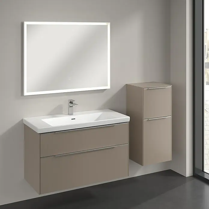 Villeroy & Boch Subway 3.0 Seitenschrank - B x T x H: 40 x 36,2 x 86 cm, Taupe, DIN Anschlag: Rechts, Farbe Griff: Aluminium glänzend - Modernes Badezimmer-Ensemble mit Waschbeckenunterschrank, Spiegelschrank und Hochschrank in elegantem Design für stilvolle Badezimmer.