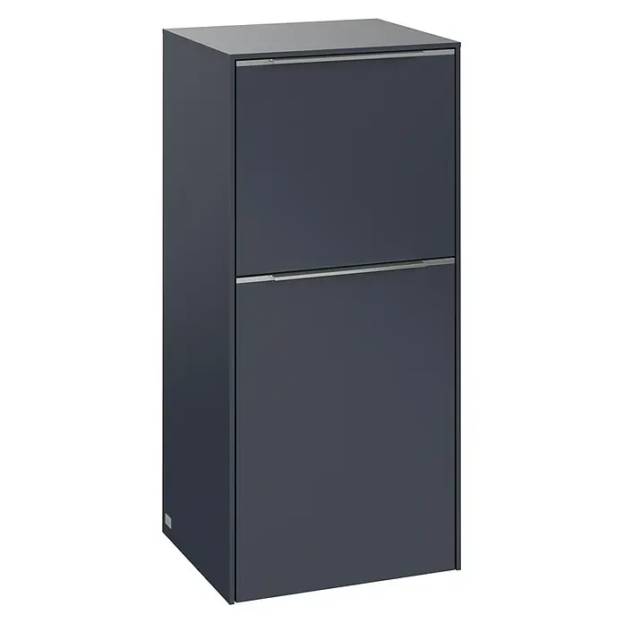 Villeroy & Boch Subway 3.0 Seitenschrank - B x T x H: 40 x 36,2 x 86 cm, Marine Blue, DIN Anschlag: Rechts, Farbe Griff: Aluminium glänzend - Schlanker, anthrazitfarbener Schuhschrank mit zwei Fächern und silbernen Griffen für eine stilvolle Aufbewahrungslösung.