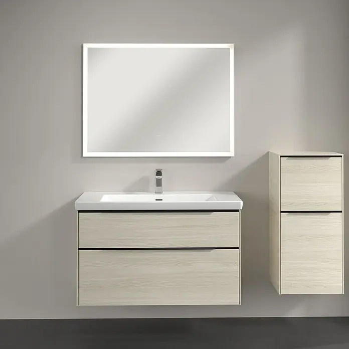 Villeroy & Boch Subway 3.0 Seitenschrank - B x T x H: 40 x 36,2 x 86 cm, White Oak, DIN Anschlag: Rechts, Farbe Griff: Volcano Black - Badezimmer-Set mit einem Unterschrank, Waschbecken, beleuchtetem Spiegel und einem passenden Hochschrank für ein stilvolles Ambiente.