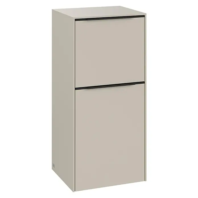 Villeroy & Boch Subway 3.0 Seitenschrank - B x T x H: 40 x 36,2 x 86 cm, Cashmere Grey, DIN Anschlag: Rechts, Farbe Griff: Volcano Black - Beiger Schuhschrank mit zwei Fächern und schlichten, schwarzen Griffen für ein modernes und aufgeräumtes Erscheinungsbild.