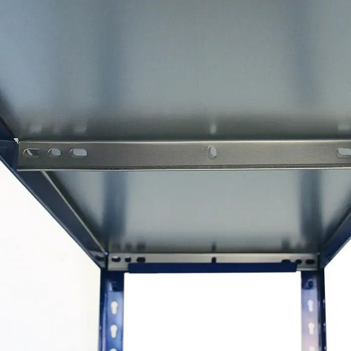 AR Shelving Metallregal - H x B x T: 250 x 120 x 40 cm, Traglast pro Boden: 180 kg, Anzahl Böden: 4 Stk., Stecken, Blau - Nahaufnahme eines blauen Lagerregals, das die Struktur und Bauweise des Regals zeigt.