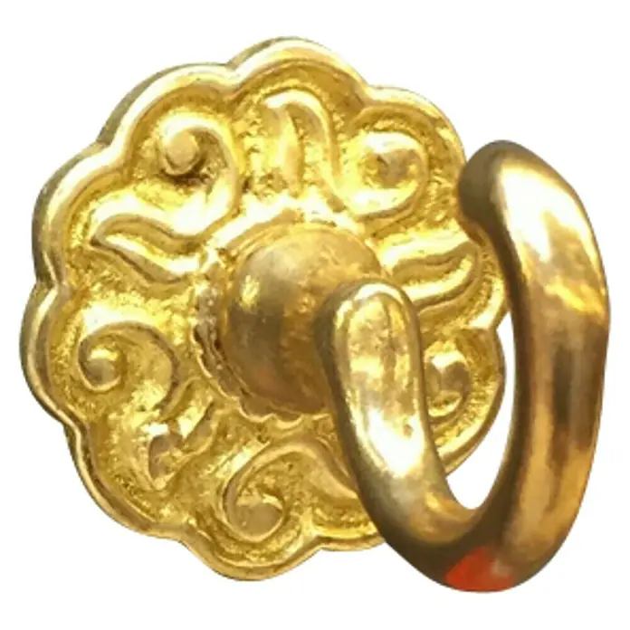 Häfele Gancho para colgar - L x An x Al: 50 x 60 x 5 mm - Gancho de pared decorativo de color dorado.