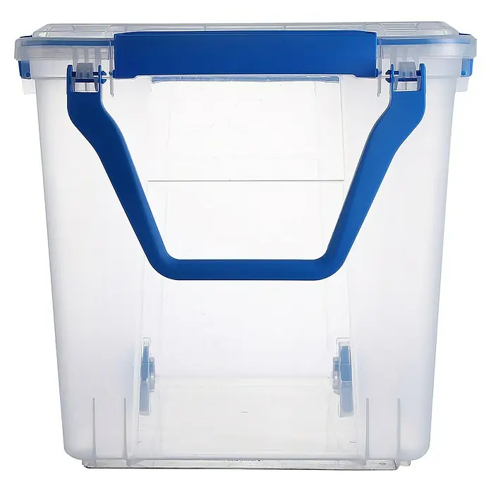 Aufbewahrungsbox Wasserdicht - L x B x H: 66,6 x 46,9 x 45,9 cm, Kunststoff, Transparent - Ein transparenter Aufbewahrungsbehälter mit blauem Griff und Deckel, ideal für die Organisation von Gegenständen im Haushalt.