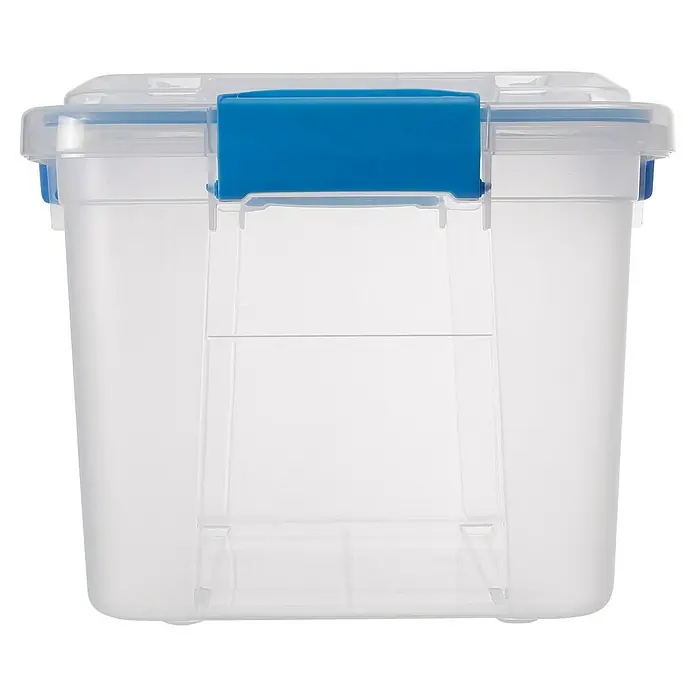 Aufbewahrungsbox Wasserdicht - L x B x H: 38,2 x 28,8 x 24,3 cm, Kunststoff, Transparent - Ein durchsichtiger Kunststoffbehälter mit blauem Deckel und Verschluss, ideal für die Aufbewahrung verschiedener Gegenstände im Haushalt.