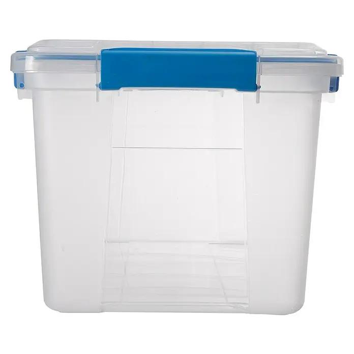 Aufbewahrungsbox Wasserdicht - L x B x H: 57,8 x 38,2 x 31,8 cm, Kunststoff, Transparent - Klare Kunststoffbox mit blauem Deckelverschluss für die Aufbewahrung. Ideal für Büro, Garage oder Lagerraum, um Ordnung zu schaffen.