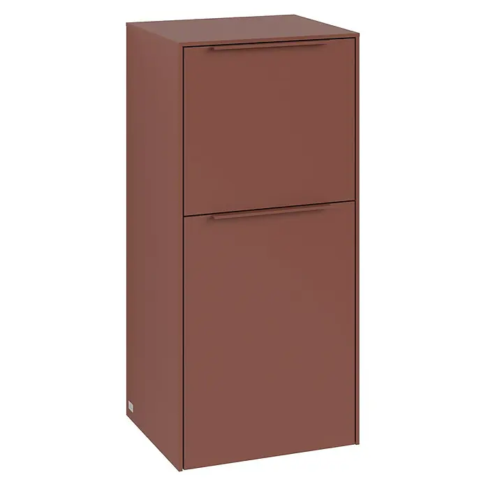 Villeroy & Boch Subway 3.0 Seitenschrank - B x T x H: 40 x 36,2 x 86 cm, Wine Red, DIN Anschlag: Rechts, Farbe Griff: Monochrom - Bild eines braunen Schuhschranks mit zwei Fächern und Griffen. Der Schrank steht auf einem schwarzen Untergrund.