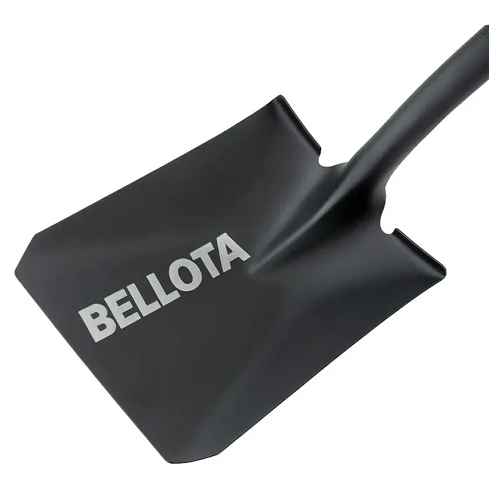 Bellota Pala multiusos cuadrada - Ancho: 24 cm, Negro - Primer plano de una pala Bellota negra, destacando su construcción duradera y su marca distintiva. Una herramienta de jardinería.