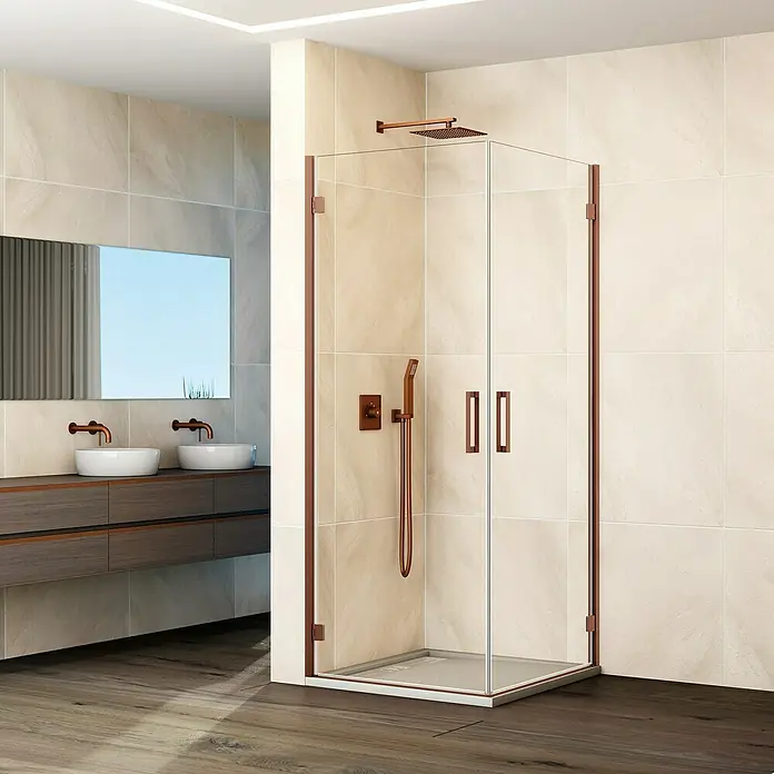 GME Mampara de ducha esquinera Glass K - L x An x Al: 70 x 45 x 195 cm, Cobre - Elegante cabina de ducha con accesorios de bronce y vidrio transparente, que complementa un diseño de baño moderno y muestra materiales de alta calidad.