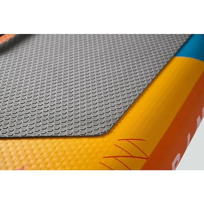Aqua Marina SUP-Board Turbo - L x B x H: 366 x 84 x 15 cm, Nutzlast: 170 kg, 1 Stk., Aufblasen - Nahaufnahme eines Paddleboards mit grauem Wabengriffpad auf einer gelben Oberfläche mit roten Details.