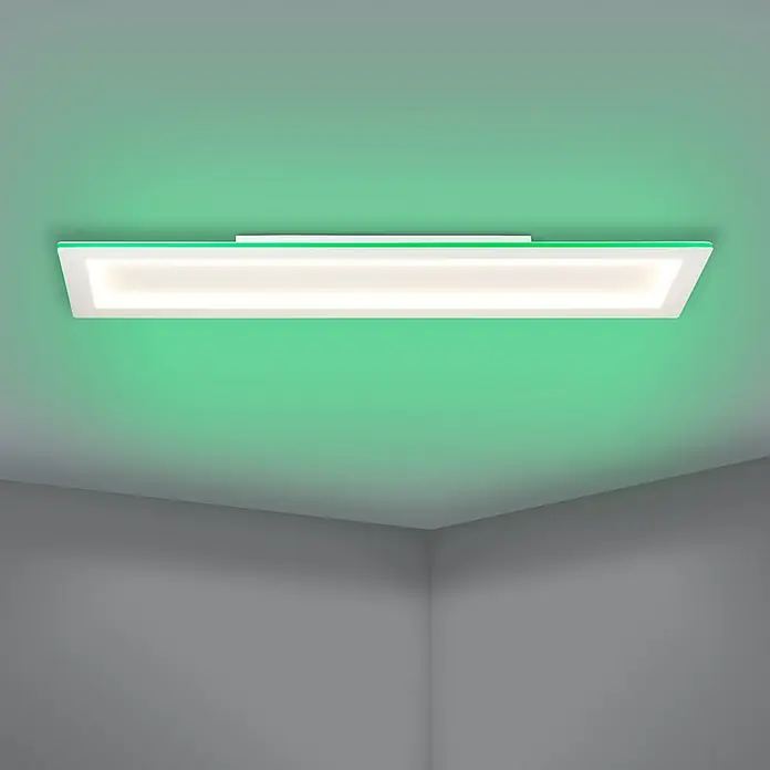 Eglo LED-Deckenleuchte Padrogiano - L x B x H: 1.200 x 300 x 50 mm - Moderne Deckenleuchte mit grünem Umgebungslicht. Die Leuchte ist rechteckig und strahlt helles, weißes Licht aus.
