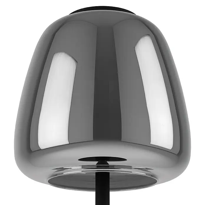 Eglo connect.z LED-Tischleuchte Alfero-Z - 7,7 W, L x B x H: 16,5 x 16,5 x 34,5 cm, Schwarz, RGBW - Nahaufnahme einer eleganten, modernen Chrom-Tischleuchte. Das Design zeichnet sich durch eine glatte, tropfenförmige Form mit reflektierenden Oberflächen aus.