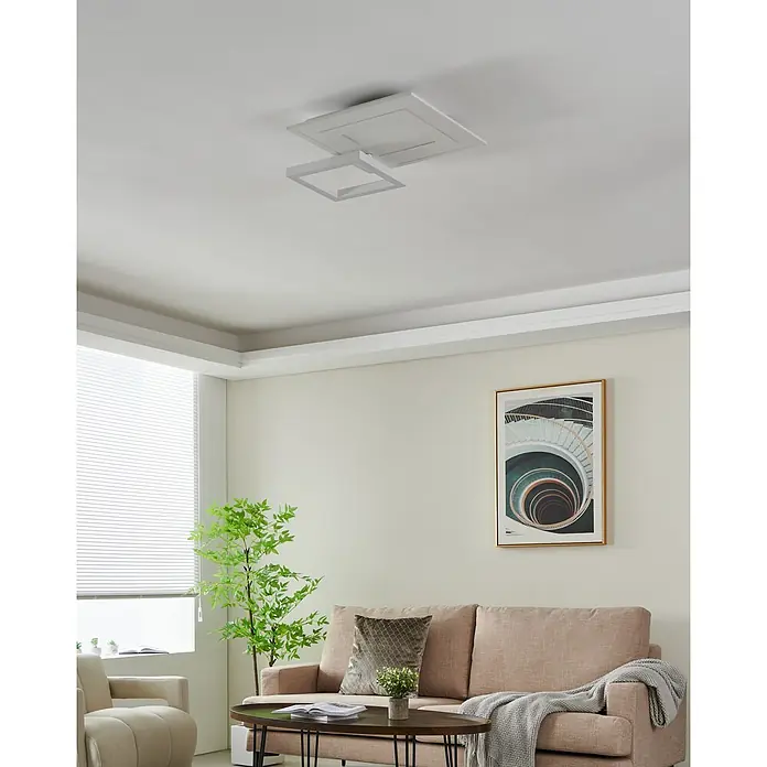 Eglo connect.z LED-Deckenleuchte Savatarila-Z - 2,7 W, L x B x H: 45 x 45 x 7 cm, Weiß, RGBW - Quadratische Deckenleuchte mit modernem Design. Perfekt für stilvolle Wohnräume, die eine elegante Beleuchtungslösung suchen.