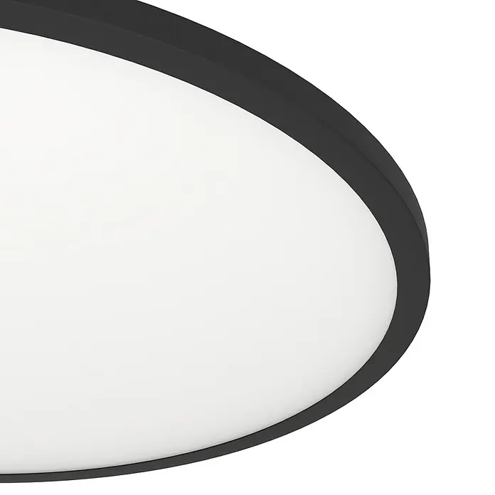 Eglo Connect LED-Deckenleuchte rund Sarsina-Z - 41 W, Ø x H: 60 x 5,2 cm, Schwarz, Tageslichtweiß - Nahaufnahme einer runden Deckenleuchte mit schwarzem Rahmen und weißem Diffusor, die ein modernes und minimalistisches Design zeigt.