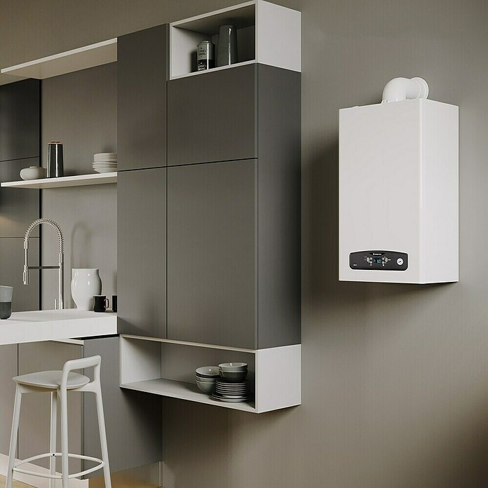 Ariston Caldera de gas Cares S30F con instalación incluida (24 W, Display LC) | BAUHAUS