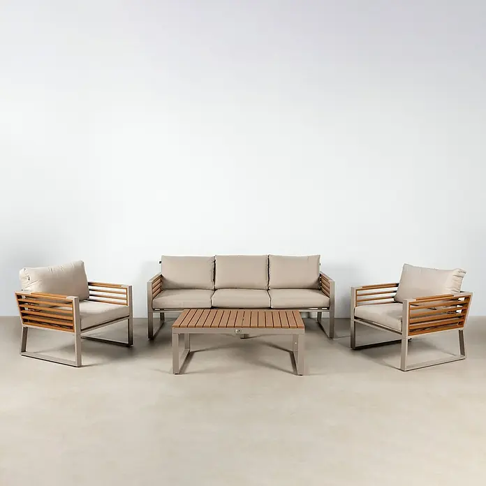Kactus republic Conjunto de muebles Kenya - 4 pzs., Aluminio/Madera sintética, Gris/Natural - Un moderno conjunto de salón con sofá, sillones y mesa de centro. Los muebles tienen marcos metálicos y están acabados con cojines claros.