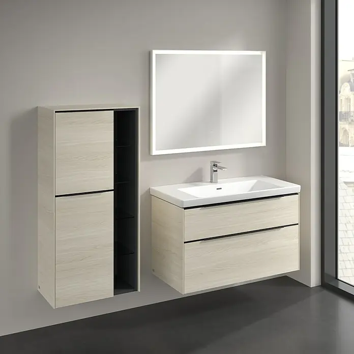 Villeroy & Boch Subway 3.0 Seitenschrank - B x T x H: 57,4 x 36,2 x 120 cm, White Oak, DIN Anschlag: Links, Farbe Griff: Volcano Black - Stilvolles Badezimmer-Set mit Waschtischunterschrank, passendem Hochschrank und beleuchtetem Spiegel für ein modernes Ambiente.