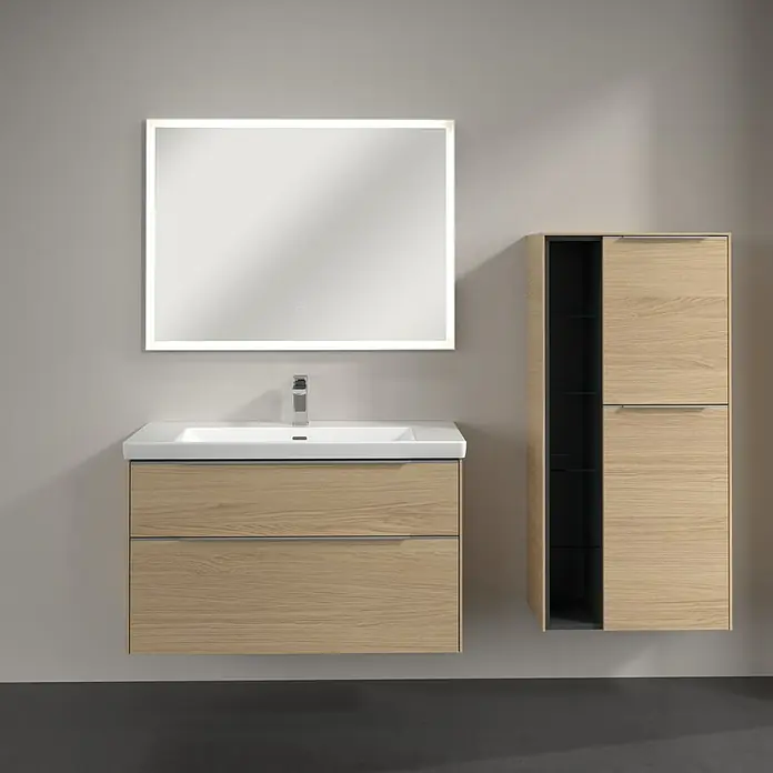 Villeroy & Boch Subway 3.0 Seitenschrank - B x T x H: 57,4 x 36,2 x 120 cm, Nordik Oak, DIN Anschlag: Rechts, Farbe Griff: Aluminium glänzend - Elegantes Badezimmer-Set mit Waschtischunterschrank in Holzoptik, modernem Spiegel und passendem Hochschrank für stilvolle Badgestaltung.