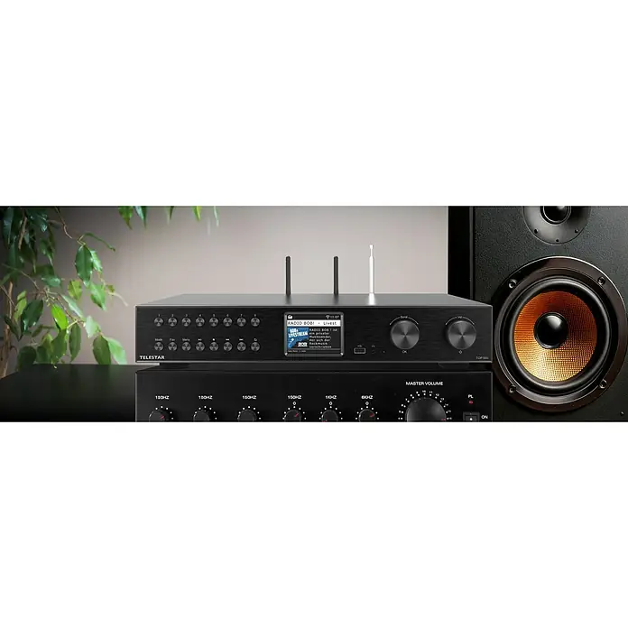 Telestar Internetradio TOP 500 - L x B x H: 25,8 x 43 x 8 cm, Schwarz - Schwarz-Silberner Telestar-Stereoanlage mit Drehknöpfen, Display und Antennen, ideal für Musikliebhaber. Ergänzt jedes Audiosystem.