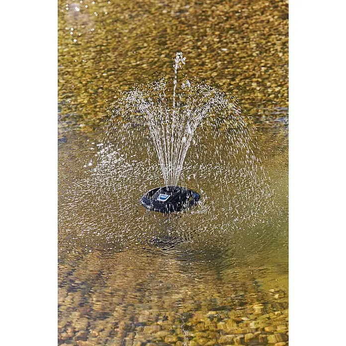 Oase Eisfreihalter IceFree 4 Seasons - Geeignet für: Gartenteiche - Schwimmender Solar Springbrunnen für den Gartenteich. Umweltfreundliche Dekoration, die durch Sonnenenergie betrieben wird und für lebendige Wasserspiele sorgt.