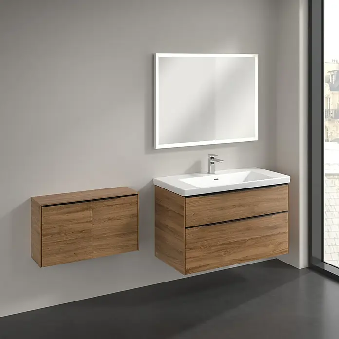 Villeroy & Boch Subway 3.0 Seitenschrank - B x T x H: 72,8 x 25,6 x 42,3 cm, Kansas Oak, DIN Anschlag: Links/Rechts, Farbe Griff: Volcano Black - Moderne Badezimmerausstattung mit Waschtischunterschrank in Holzoptik, Hängeschrank und beleuchtetem Spiegel für ein stilvolles Ambiente.